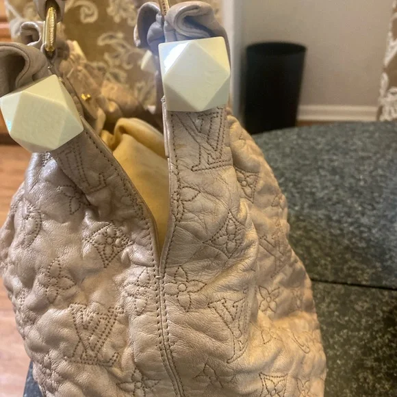 Louis Vuitton Olympe Stratus Bag - Picture 5 of 13